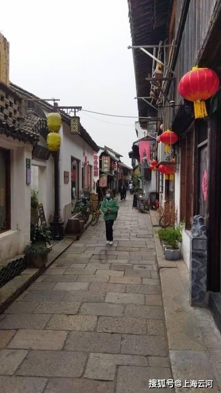 女生很久才回信息怎么回复